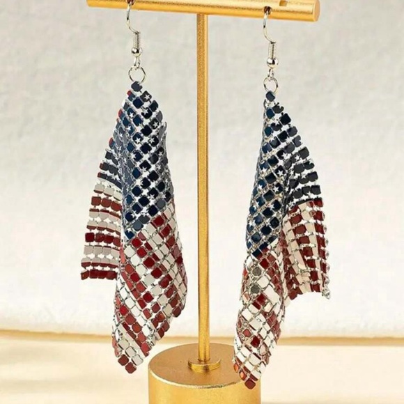 American Flag Earrings - Picture 1 of 4